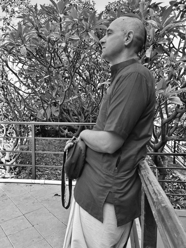 About Nanda Dulal Das